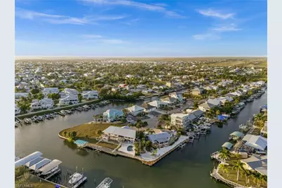 2288 Sycamore St, Saint James City, FL 33956 - Photo 29