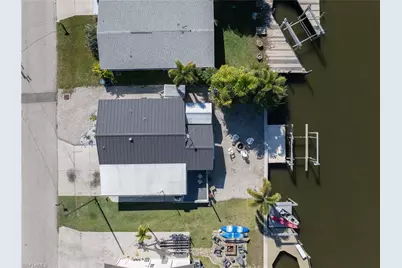 2562 Bayshore Dr, Matlacha, FL 33993 - Photo 25