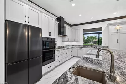 2801 SE 18th Ct, Cape Coral, FL 33904 - Photo 23