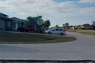 813 SW 40th Terrace, Cape Coral, FL 33914 - Photo 1