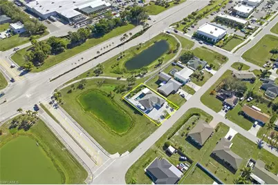 1017 NE 15th Pl, Cape Coral, FL 33909 - Photo 43