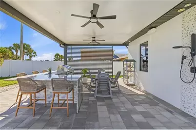 1017 NE 15th Pl, Cape Coral, FL 33909 - Photo 29