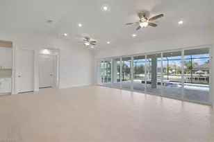 433 SW 21st St, Cape Coral, FL 33991 - Photo 21