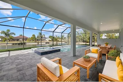 433 SW 21st St, Cape Coral, FL 33991 - Photo 1