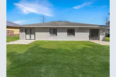 17582 Cypress Point Rd, Fort Myers, FL 33967 - Photo 23