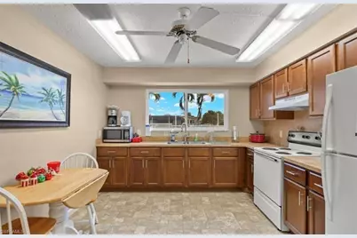 4541 SE 5th Pl #207, Cape Coral, FL 33904 - Photo 41