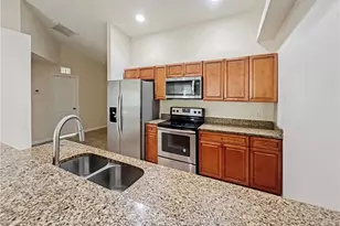 111 SE 2nd Ave, Cape Coral, FL 33990 - Photo 11