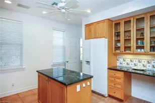 580 Sea Oats Dr, Sanibel, FL 33957 - Photo 11