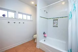 580 Sea Oats Dr, Sanibel, FL 33957 - Photo 29