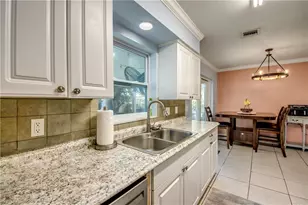 2912 Poinciana Dr, Naples, FL 34105 - Photo 17