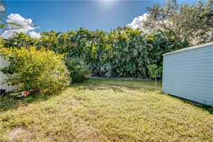 2912 Poinciana Dr, Naples, FL 34105 - Photo 39