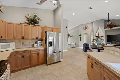 27350 San Carlos Dr, Punta Gorda, FL 33983 - Photo 15