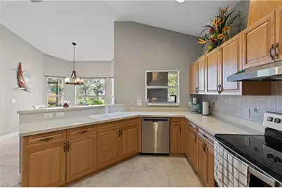 27350 San Carlos Dr, Punta Gorda, FL 33983 - Photo 13