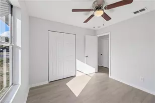 3628 Suntrust Dr, Fort Myers, FL 33916 - Photo 13