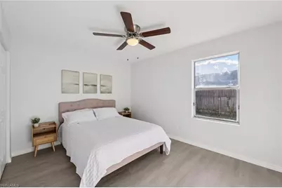3628 Suntrust Dr, Fort Myers, FL 33916 - Photo 17