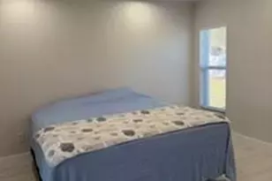 1633 SW 43rd St, Cape Coral, FL 33914 - Photo 5