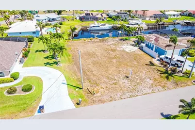 1625 SE 39th St, Cape Coral, FL 33904 - Photo 3
