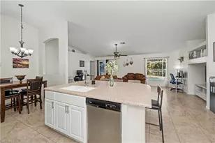 3818 SW 6th Pl, Cape Coral, FL 33914 - Photo 11
