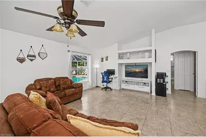 3818 SW 6th Pl, Cape Coral, FL 33914 - Photo 17