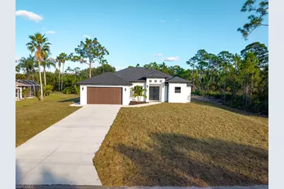 916 Jefferson Ave, Lehigh Acres, FL 33936 - Photo 1