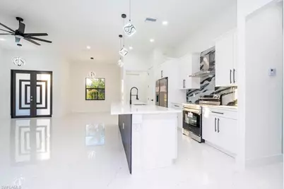 916 Jefferson Ave, Lehigh Acres, FL 33936 - Photo 7