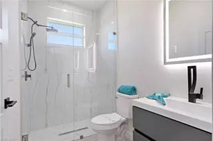 1426 SE 43rd Terrace, Cape Coral, FL 33904 - Photo 27