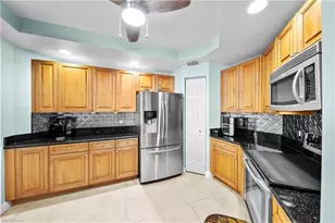 2745 1st St, Fort Myers, FL 33916 - Photo 13