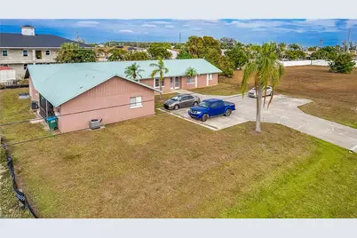 107 SW 16th Ter, Cape Coral, FL 33991 - Photo 29
