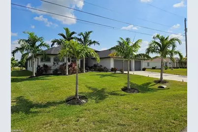 1733 SW 29th Ter, Cape Coral, FL 33914 - Photo 3