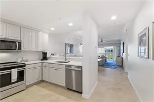 221 9th St S, Naples, FL 34102 - Photo 19