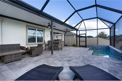 8824 Cascade Price Cir, North Fort Myers, FL 33917 - Photo 17