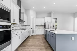 3524 SW 3rd St, Cape Coral, FL 33991 - Photo 5