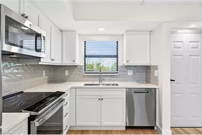 2737 W Gulf Dr #222, Sanibel, FL 33957 - Photo 9