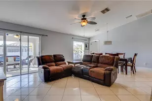 1704 NW 13th St, Cape Coral, FL 33993 - Photo 7