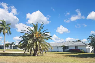 3610 Tropicana Pkwy W, Cape Coral, FL 33993 - Photo 5