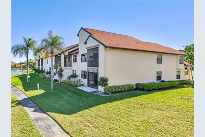 8595 Charter Club Cir #7, Fort Myers, FL 33919 - Photo 3