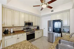 2797 First St, Fort Myers, FL 33916 - Photo 9