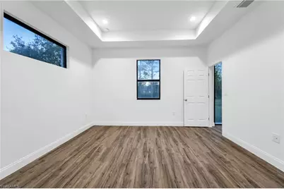 902 Magnolia Ave, Lehigh Acres, FL 33972 - Photo 13