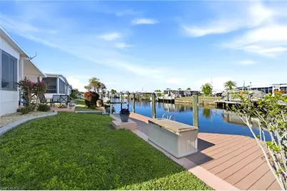 5523 Sir Walter Way, North Fort Myers, FL 33917 - Photo 27