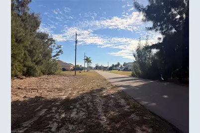 2819 NW 45th Pl, Cape Coral, FL 33993 - Photo 13