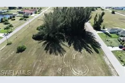 2819 NW 45th Pl, Cape Coral, FL 33993 - Photo 9