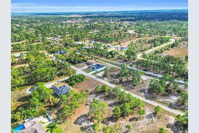 1040 Pine Cove Dr, Lehigh Acres, FL 33974 - Photo 35