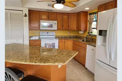 1914 SE 40th Ter #106, Cape Coral, FL 33904 - Photo 9