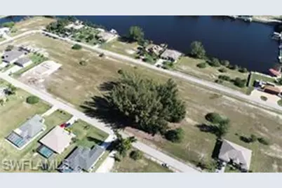 2825 NW 45th Pl, Cape Coral, FL 33993 - Photo 11