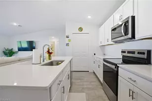 1910 NW 27th Pl, Cape Coral, FL 33993 - Photo 13
