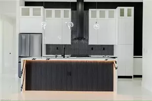 1116 NW 21st Pl, Cape Coral, FL 33993 - Photo 5