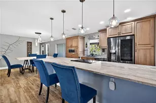 113 SE 41st St, Cape Coral, FL 33904 - Photo 7