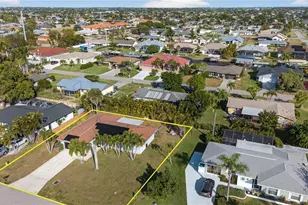 113 SE 41st St, Cape Coral, FL 33904 - Photo 23