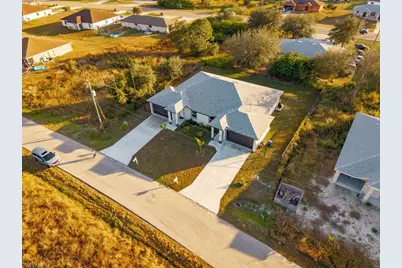 4417 22nd St SW, Lehigh Acres, FL 33973 - Photo 17