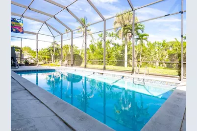 1379 Albatross Rd, Sanibel, FL 33957 - Photo 3